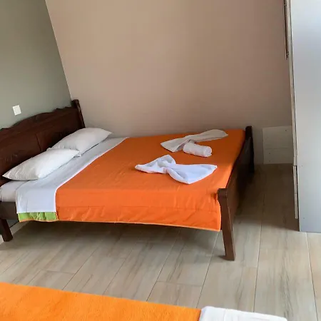 Theano Homestay